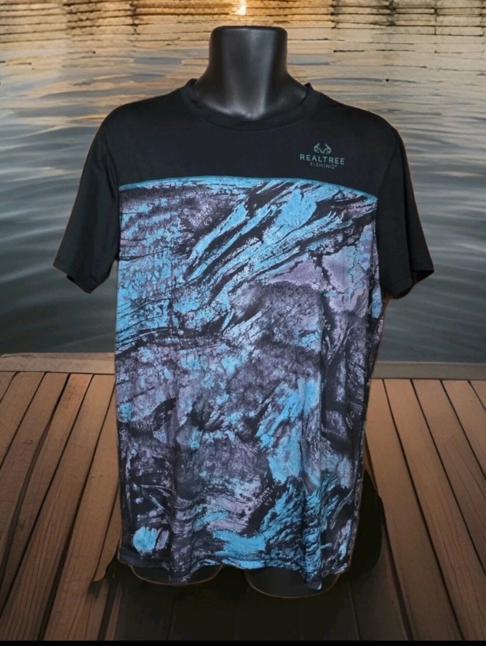 Realtree Shirt Mens Medium Fishing Black Teal Graphic Short Sleeve
